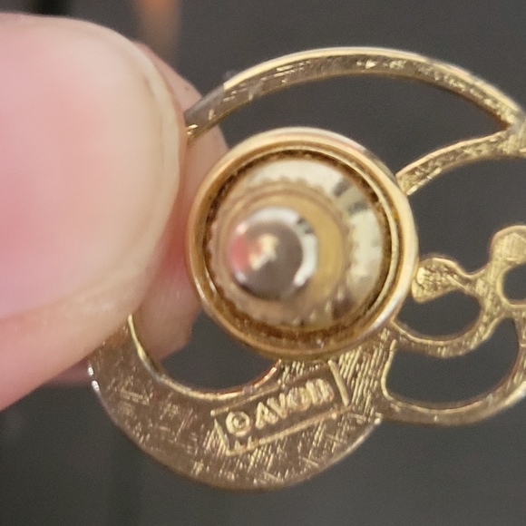 Avon Vintage Lot of 2 Gold Pins Bear Cat Animals 90s - Picture 4 of 4